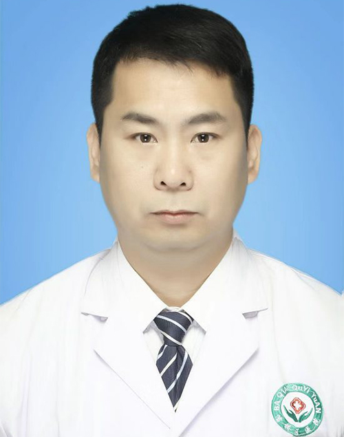 李龍龍1.jpg